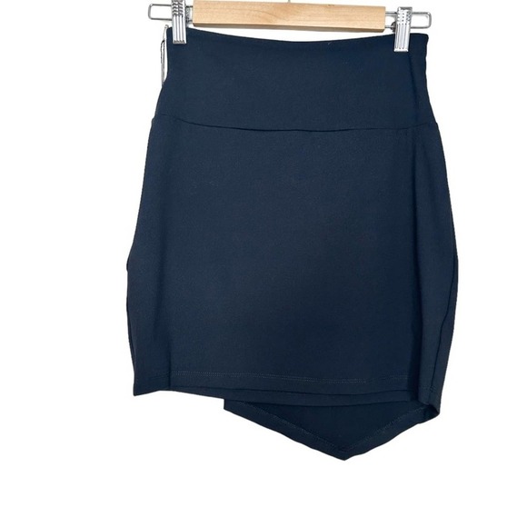 NWT Susana Monaco XS Black Asymmetric Mini Skirt - Picture 3 of 5